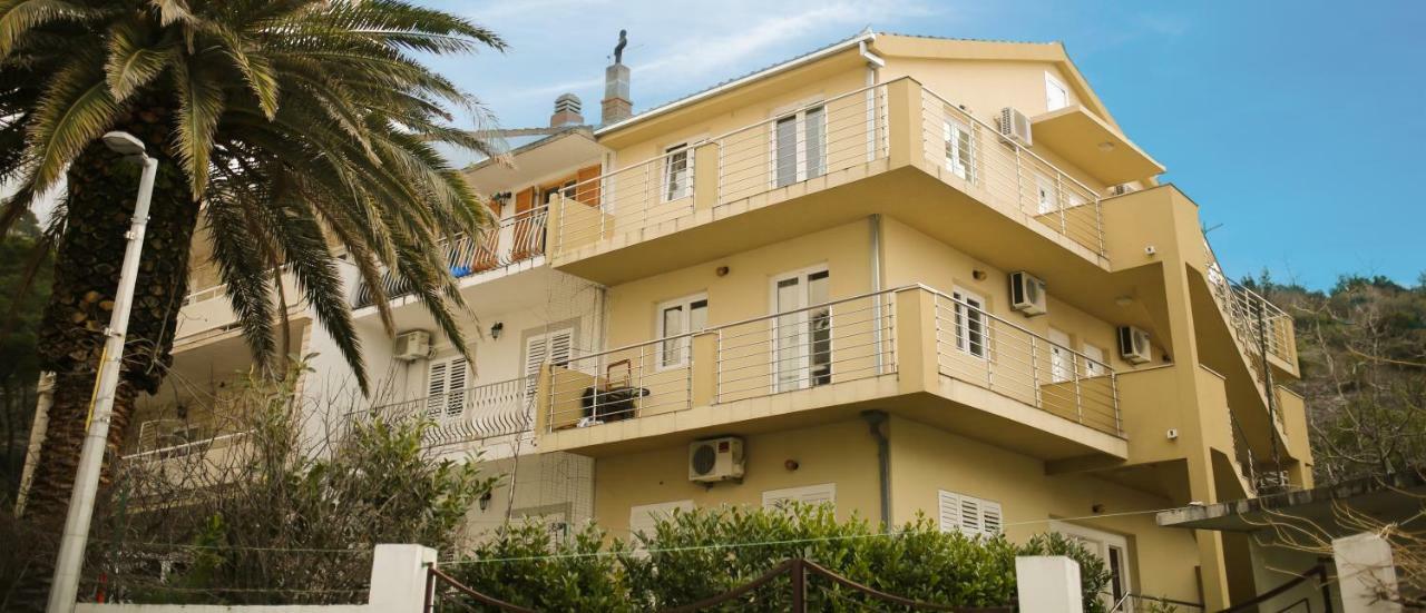 Apartments Alma Podgora Ngoại thất bức ảnh