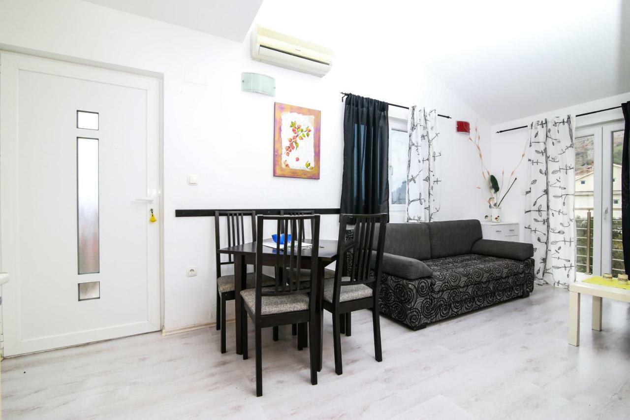 Apartments Alma Podgora Ngoại thất bức ảnh