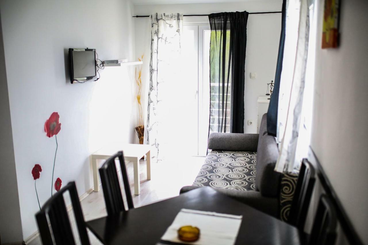 Apartments Alma Podgora Ngoại thất bức ảnh