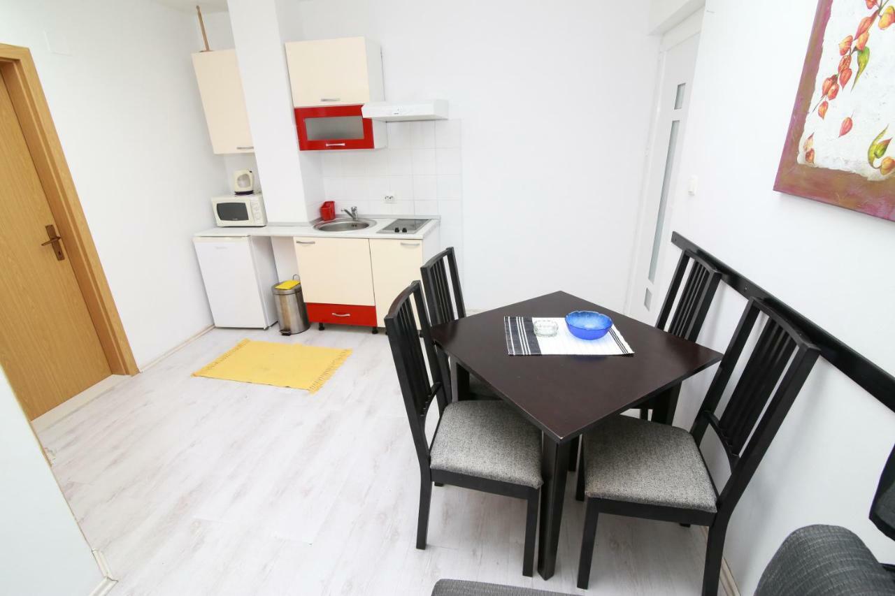 Apartments Alma Podgora Ngoại thất bức ảnh