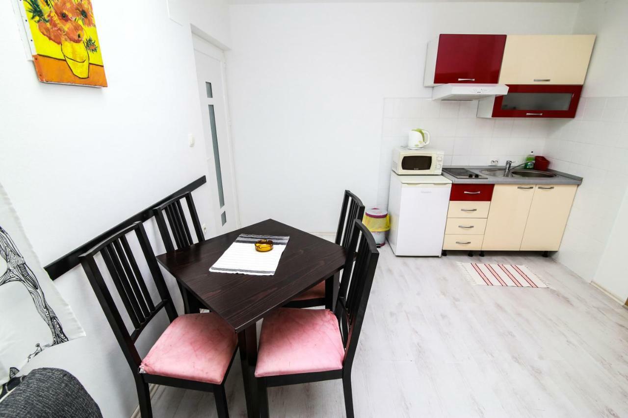 Apartments Alma Podgora Ngoại thất bức ảnh